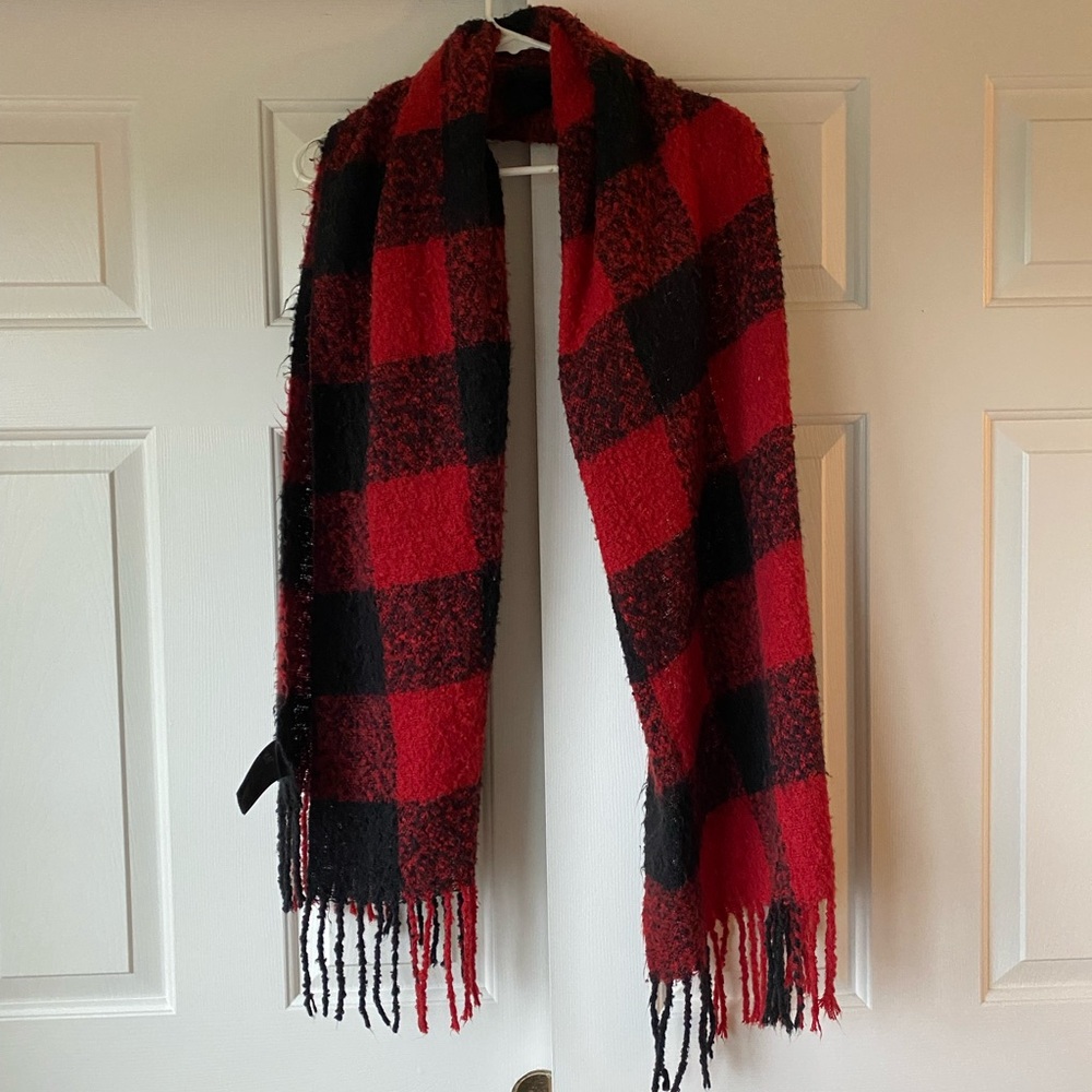 H&M Red and Black Plaid Scarf